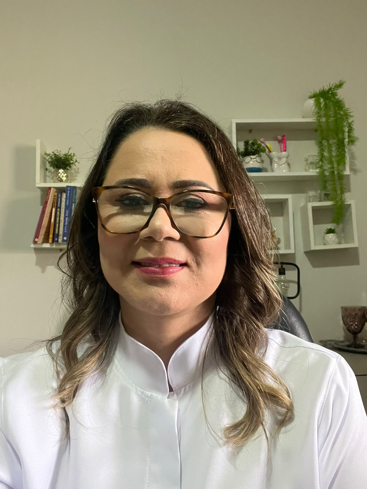 Magda Souza, autora de O Ciclo Termina em Você